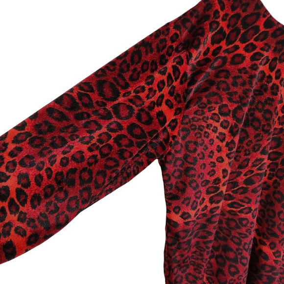 Moon Dance Red and Black Leopard Print Velour  Pullover Top Size 18 to 20, XXL - Picture 2 of 11